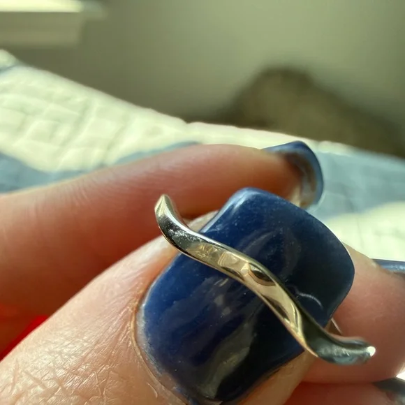 NEW! Pretty Bird Jewelry Cat Face Pavé Crystal Ring in white gold plating - Picture 8 of 13